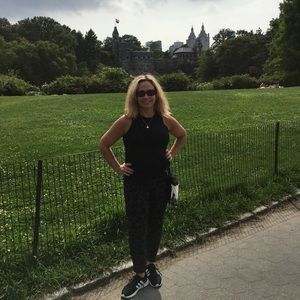 Meet your Posher, Sharla